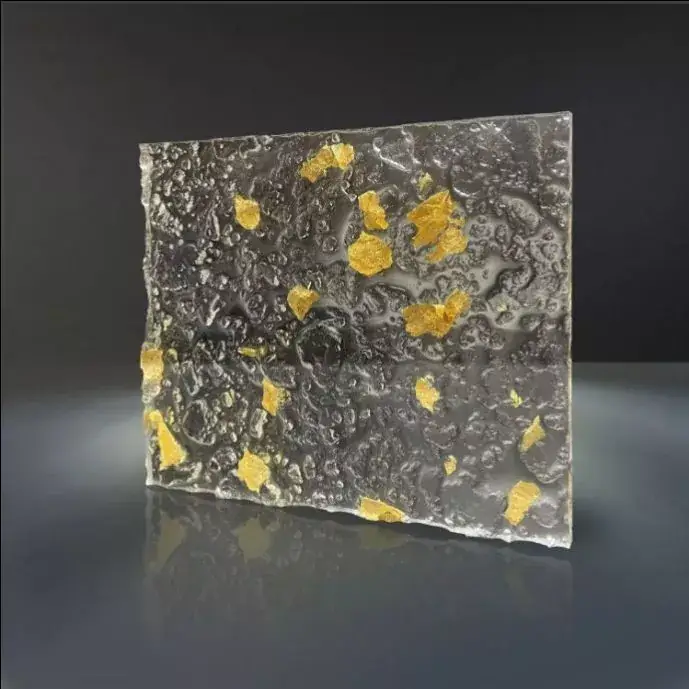 야외에서 아크릴 시트를 사용할 수 있습니까?